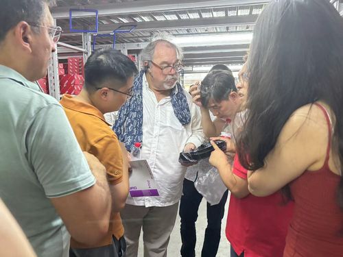 kasus perusahaan terbaru tentang Cipanguo Group dari Prancis mengunjungi perusahaan kami untuk tur