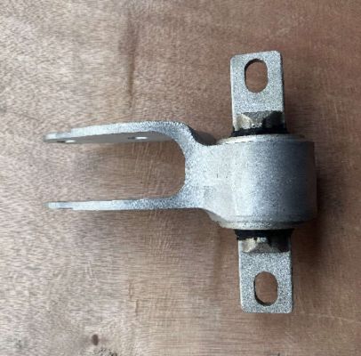 Dudukan Braket Lengan Unit Penggerak Kiri Depan 12-21 Tesla Model S X 1055366-00-H