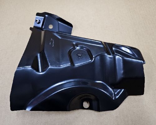 Tesla Model Y Tangan Kanan Belakang Sayap Bawah 32x32x8 Besi Hitam