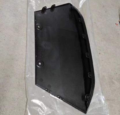 Penutup Bumper Belakang Bawah Tesla Model X 2021+ ABS Hitam 52x23x7cm